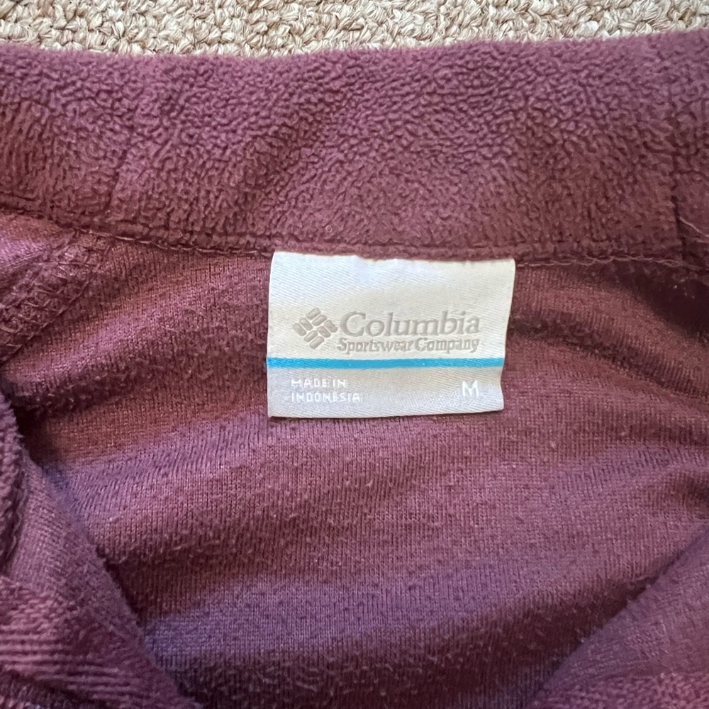 Columbia Women's Maroon Fleece Pullover - Picture 3 of 3